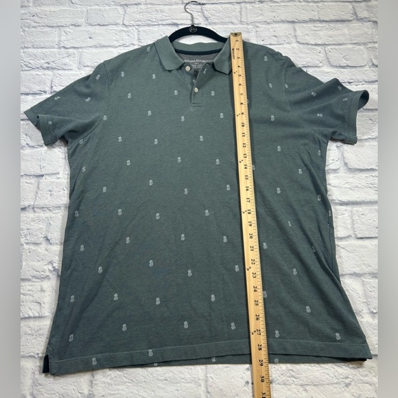 Banana Republic Sage Green Organic Cotton Polo Shirt for Men. Size Large. - Picture 5 of 6